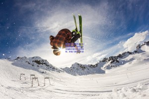 德转盘点冬窗焦点自由球员最佳阵，防线双塔于帕梅卡诺与科纳特领衔，多豪门紧盯抢人战